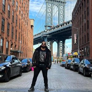 Meet your Posher, Justin